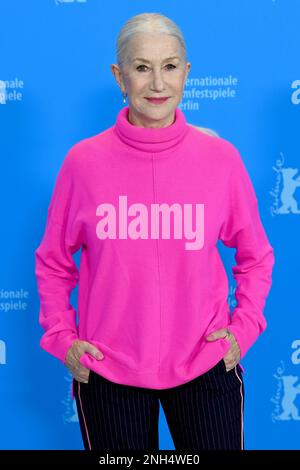 Berlino, Germania. 20th Feb, 2023. L'attrice britannica Helen Mirren partecipa alla fotocellula di Golda durante il Festival del Cinema di Berlino del 73rd al Grand Hyatt di Berlino lunedì 20 febbraio 2023. Foto di Paul Treadway/ Credit: UPI/Alamy Live News Foto Stock