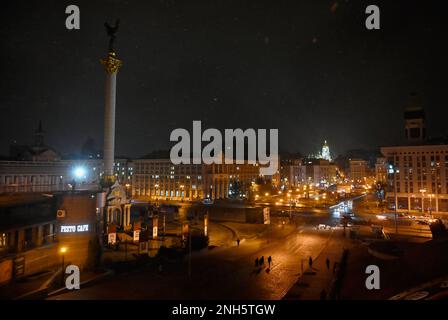 Kiev, Ucraina. 20th Feb, 2023. Vista generale della Piazza dell'Indipendenza di Kyiv in mezzo all'invasione russa dell'Ucraina. Credit: SOPA Images Limited/Alamy Live News Foto Stock