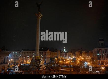 Kiev, Ucraina. 20th Feb, 2023. Vista generale della Piazza dell'Indipendenza di Kyiv in mezzo all'invasione russa dell'Ucraina. (Foto di Sergei Chuzavkov/SOPPA Images/Sipa USA) Credit: Sipa USA/Alamy Live News Foto Stock