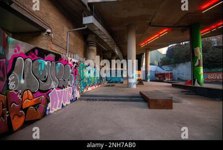 Sussex Street a Nottingham City, Nottinghamshire Inghilterra Regno Unito Foto Stock