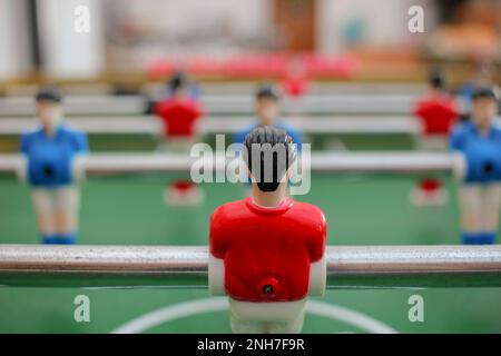 il portiere è pronto ad agire nel gioco Foto Stock