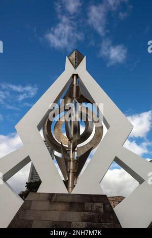 Scultura del vento di Cesar Manrique, Santa Cruz de Tenerife, Isole Canarie Foto Stock