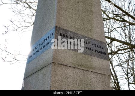 L'Obelisco di Thomas Clarkson, la Chiesa di Santa Maria, Playford, Suffolk, Inghilterra Foto Stock