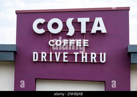 Costa Coffee Drive Thru segno o logo UK Foto Stock