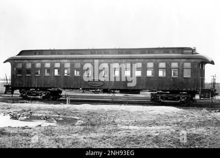 Prima vettura letto Pullman, circa 1867. Negli Stati Uniti, Pullman è stato utilizzato per indicare le vagoni letto delle ferrovie costruite e utilizzate sulla maggior parte delle ferrovie statunitensi dalla Pullman Company (fondata da George Pullman) dal 1867 al 31 dicembre 1968./n Foto Stock