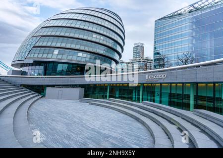Ampia vista di più Londra dallo Scoop, una destinazione turistica e d'affari vicino al Tamigi Foto Stock