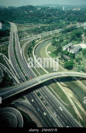 Malesia. Kuala Lumpur. Vista aerea dell'autostrada. Foto Stock