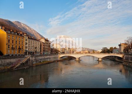 Centro storico di Grenoble, Alpi francesi, Francia Foto Stock