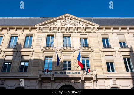 Vista esterna della sede della Banque de France, banca centrale francese, parte del sistema monetario dell'euro Foto Stock