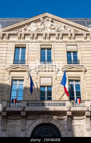 Vista esterna della sede della Banque de France, banca centrale francese, parte del sistema monetario dell'euro Foto Stock