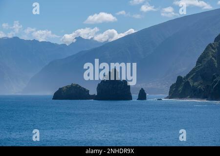 Paesaggio costiero di Madeira nel nord-ovest Foto Stock