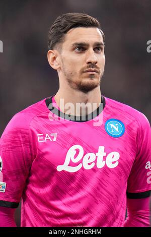 FRANCOFORTE, GERMANIA - 21 FEBBRAIO: Alex Meret di SSC Napoli durante la UEFA Champions League Round di 16 tappa una partita tra Eintracht Francoforte e SSC Napoli allo Stadion di Francoforte il 21 febbraio 2023 a Francoforte, Germania (Foto di René Nijhuis/Orange Pictures) Credit: Orange Pics BV/Alamy Live News Foto Stock