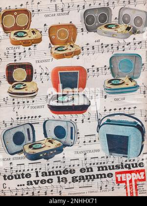 Teppaz Francia vintage pubblicità radio francese pubblicità rétro radio rivista pubblicità 1960s Foto Stock