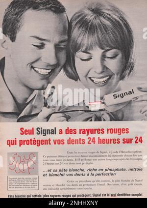 Segnale dentifricio pasta francese pubblicità segnale dentifricio rivista commerciale 1960s Foto Stock