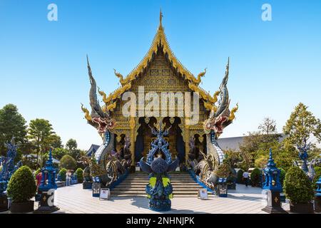 Wat Rong Suea Ten, il tempio blu di chiang rai, thailandia Foto Stock