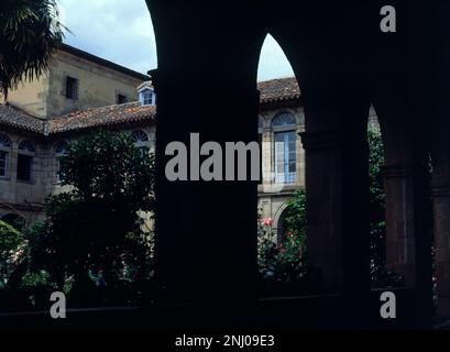 CLAUSTRO. LOCALITÀ: CONVENTO DE LAS CLARISAS / MUSEO DE ARTE SACRO. MONFORTE DE LEMOS. LUGO. SPAGNA. Foto Stock