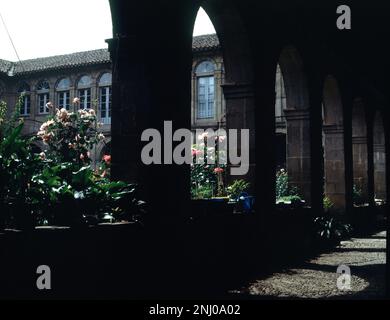 CLAUSTRO. LOCALITÀ: CONVENTO DE LAS CLARISAS / MUSEO DE ARTE SACRO. MONFORTE DE LEMOS. LUGO. SPAGNA. Foto Stock