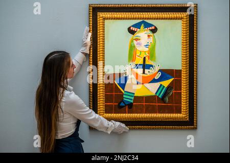 Londra, Regno Unito. 22nd Feb, 2023. Pablo Picasso, Ritratto della figlia Maya dell'artista, precedentemente di proprietà di Gianni Versace, stima € 12-18 milioni - un'anteprima delle aste di Arte moderna e Contemporanea di Sotheby a Londra. Credit: Guy Bell/Alamy Live News Foto Stock