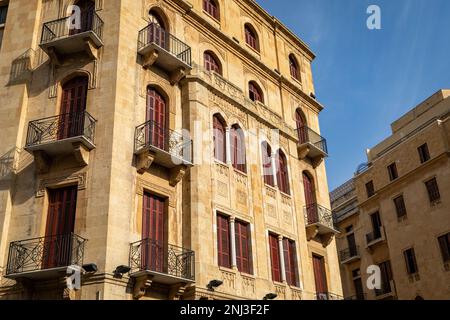 Vista su Piazza Nijmeh a Beirut. Architettura tradizionale nel centro storico di Beirut. Libano. Foto Stock