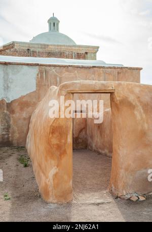 Chiesa e rovine, Tumacácori Parco storico Nazionale Foto Stock