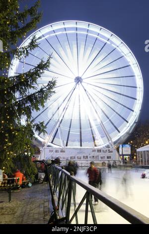 CERCHIO,PARCO DEI DIVERTIMENTI Foto Stock