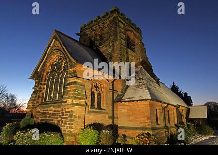 St Cross Church Appleton Thorn, South Warrington, Cheshire, Inghilterra, Regno Unito, WA4 al tramonto in inverno Foto Stock