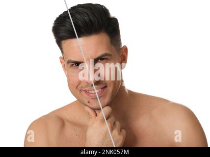 Foto prima e dopo il ritocco, collage. Bell'uomo su sfondo bianco Foto Stock