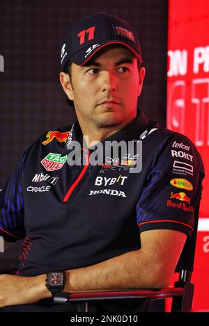 Sergio Perez (MEX) Red Bull Racing alla FIA Press Conference. 23.02.2023. Test di formula 1, Sakhir, Bahrein, giorno uno. Il credito fotografico dovrebbe essere: XPB/immagini dell'Associazione Stampa. Foto Stock