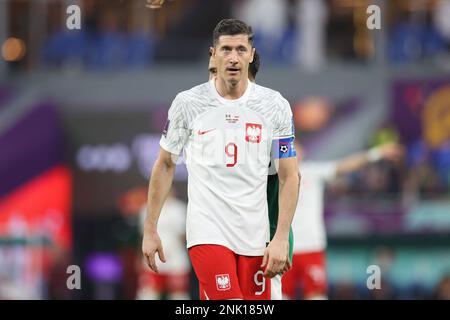 Robert Lewandowski di Polonia visto durante la Coppa del mondo FIFA Qatar 2022 Match tra Messico e Polonia allo Stadio 974. Punteggio finale: Messico 0:0 Polonia. Foto Stock