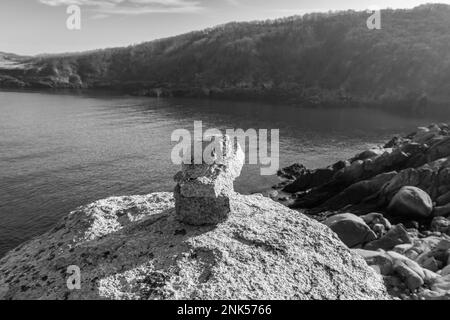 Riva del Mar Nero Beglik Tash Foto Stock