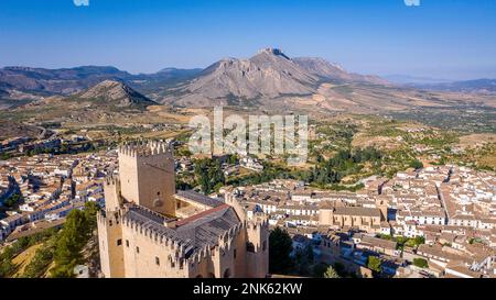 Castello rinascimentale e villaggio bianco, Velez Blanco, Almeria, Andalusia, Spagna, Foto Stock