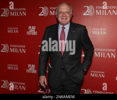 23 febbraio 2023, Milano, Lombardia, Italia: Il Presidente dell'AC Milan PAOLO SCARONI partecipa alla cena di Gala che si tiene per celebrare il 20th° anniversario della Fondazione Milano (Credit Image: © Mickael Chavet/ZUMA Press Wire) SOLO PER USO EDITORIALE! Non per USO commerciale! Foto Stock