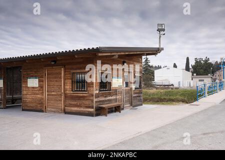 Portoroz, Slovenia, febbraio 2023. L'ingresso al parco naturale Secovlje Salt Pan, Slovenia Foto Stock