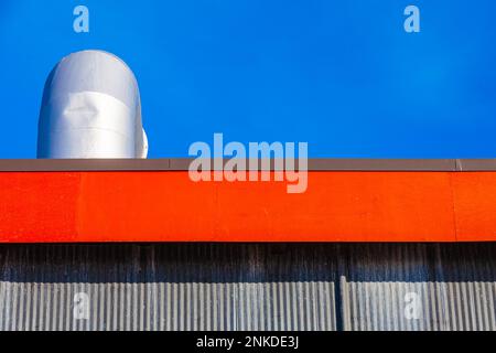 Profilo astratto del tetto di un edificio industriale a Steveston British Columbia Canada Foto Stock