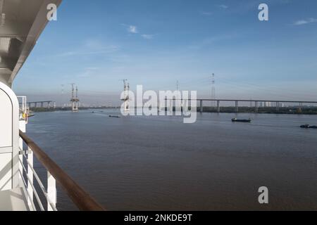 Crociera asiatica Silversea a bordo di Silver Spirit da Singapore a Hong Kong con fermate in Thailandia e Vietnam © Neville Marriner Foto Stock