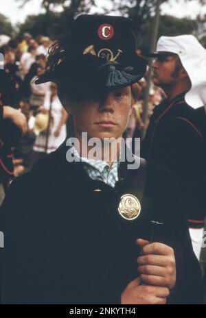 1970s America: Incontro dei rifleman del passato, 24 giugno 1973, si tiene sul Greenfield Village Green adiacente al Museo Henry Ford di Dearborn Foto Stock