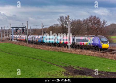 Treno inclinabile Avabti Pride Pendoline. Foto Stock