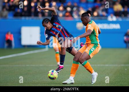 BARCELLONA - FEBBRAIO 6: Geyse in azione durante la Primera Division Femenina League match tra FC Barcelona e Real Betis Balompie al Johan Cruyff Foto Stock