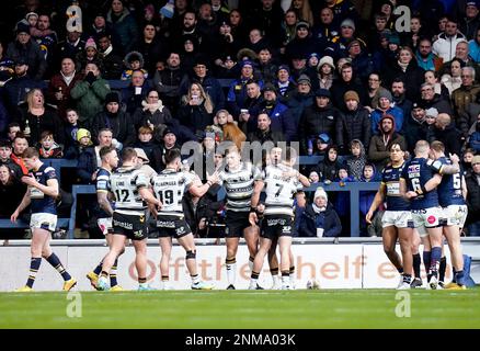 Cameron Scott del FC Hull celebra la prima prova del gioco durante la partita della Betfred Super League all'Headingley Stadium, Leeds. Data immagine: Venerdì 24 febbraio 2023. Foto Stock