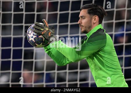 FRANCOFORTE - il portiere della SSC Napoli Alex Meret durante la partita della UEFA Champions League Round of 16 tra Eintracht Frankfurt e SSC Napoli allo stadio del Bank Park in Germania il 21 febbraio 2023 a Francoforte sul meno, in Germania. AP | Dutch Height | GERRIT OF COLOGNE Credit: ANP/Alamy Live News Foto Stock