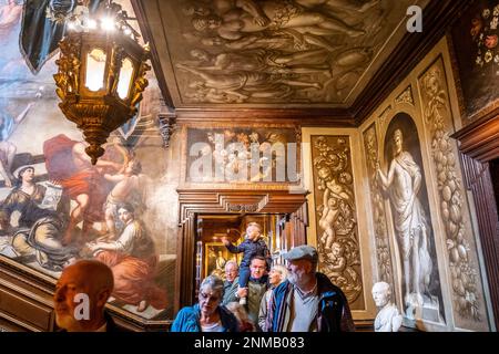 Interno, Powis Castle, Galles Foto Stock