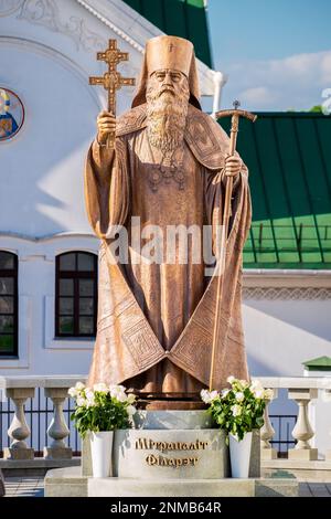 Minsk, Bielorussia - 31 maggio 2022: Monumento al Filareto metropolitano / Filareto (Vakhromeyev) Foto Stock