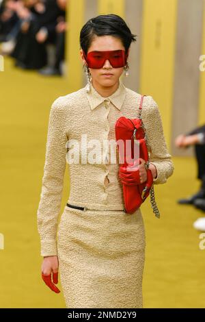Milano, Italia. 24th Feb, 2023. GUCCI Autunno-Inverno 2023-2024 durante la settimana della Moda di Milano il 2023 febbraio - Milano; Italia 24/02/2023 Credit: dpa/Alamy Live News Foto Stock