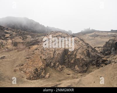 Drekagil, Dragon Gorge, Montagne vulcaniche e rocce di lava a forma bizzarra, Askia, Askiagebiet, Islanda settentrionale, Islanda Foto Stock