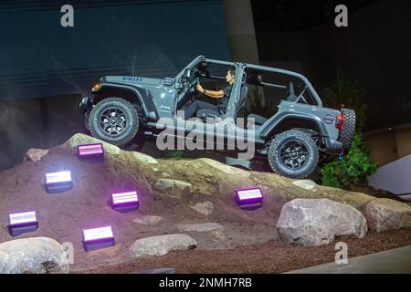 Detroit, Michigan USA, 14 settembre 2022, la Jeep Wrangler Willys 4xe 2023 in mostra al North American International Auto Show. L'azienda Foto Stock