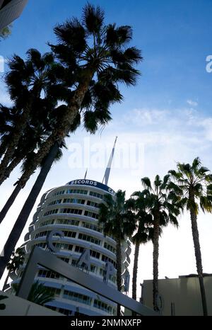 Los Angeles, California, USA 10th Febbraio 2023 Capital Records Building il 10 Febbraio 2023 a Los Angeles, California, USA. Foto di Barry King/Alamy Stock Photo Foto Stock