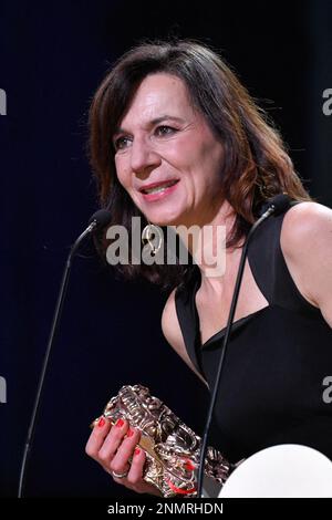 Michaela Pavlatova riceve il premio miglior lungometraggio Cesar per il film ma famille afghane durante i Cesar Film Awards 48th a l'Olympia a Parigi, in Francia, il 24 febbraio 2023. Foto di Aurore Marechal/ABACAPRESS.COM Credit: Abaca Press/Alamy Live News Foto Stock