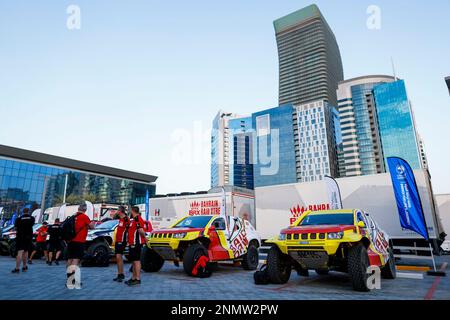 210 ZI Yuliang (chn), SHA HE (chn), BAIC ORV, BAIC ORV BJ40, FIA W2RC, Azione durante lo scrutinio del 2023 Abu Dhabi Desert Challenge, 2nd° round della stagione 2023 W2RC, il 25 febbraio 2023 presso ADNOC Business Center, Abu Dhabi - Foto Julien Delfosse / DPPI Credit: DPPI Media/Alamy Live News Foto Stock