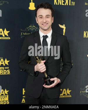 Los Angeles, Stati Uniti. 24th Feb, 2023. Justin Hurwitz arriva al 2023 HCA Film Awards tenutosi al Beverly Wilshire di Beverly Hills, CA venerdì 24 febbraio 2023. (Foto di Sthanlee B. Mirador/Sipa USA) Credit: Sipa USA/Alamy Live News Foto Stock