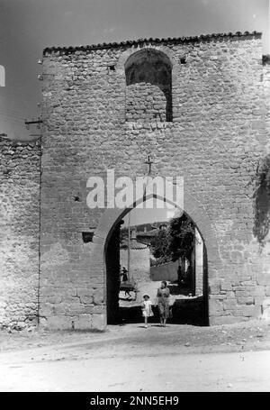 Norcia, porta medioevale Foto Stock